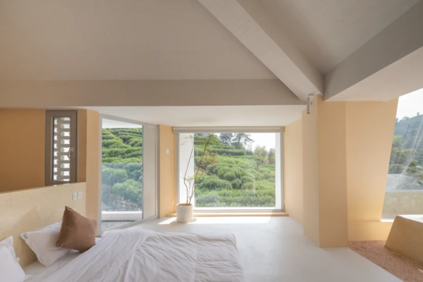 杭州民宿圈又一新作!270°落地玻璃躺看茶園,私享西湖邊避世秘境 杭州民宿圈又一新作!270°落地玻璃躺看茶園,私享西湖邊避世秘境