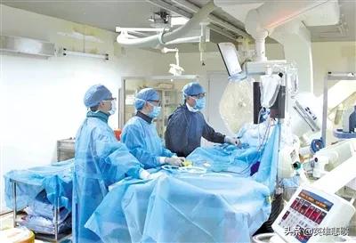 假如曹操同意劈開頭蓋骨,華佗能根治他的頭痛病嗎? 假如曹操同意劈開頭蓋骨,華佗能根治他的頭痛病嗎?