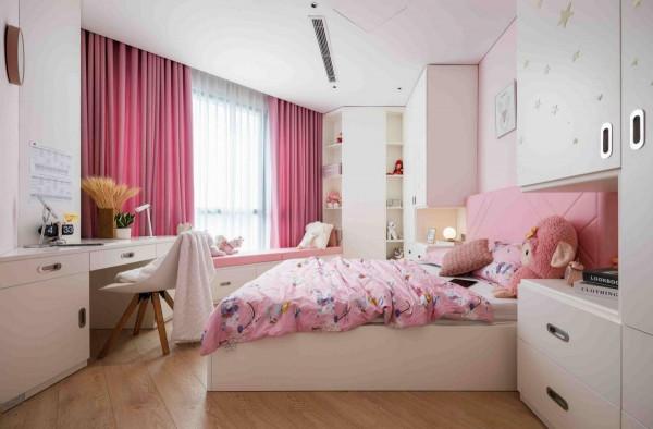 面對大橫廳,思前想後還是決定不保留,中間封道玻璃門拆成2間房 面對大橫廳,思前想後還是決定不保留,中間封道玻璃門拆成2間房