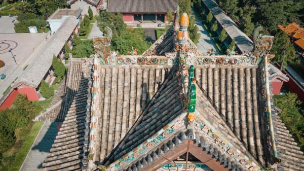 東嶽廟-飛雲樓,純木質結構,被譽為“中華第一木樓” 東嶽廟-飛雲樓,純木質結構,被譽為“中華第一木樓”