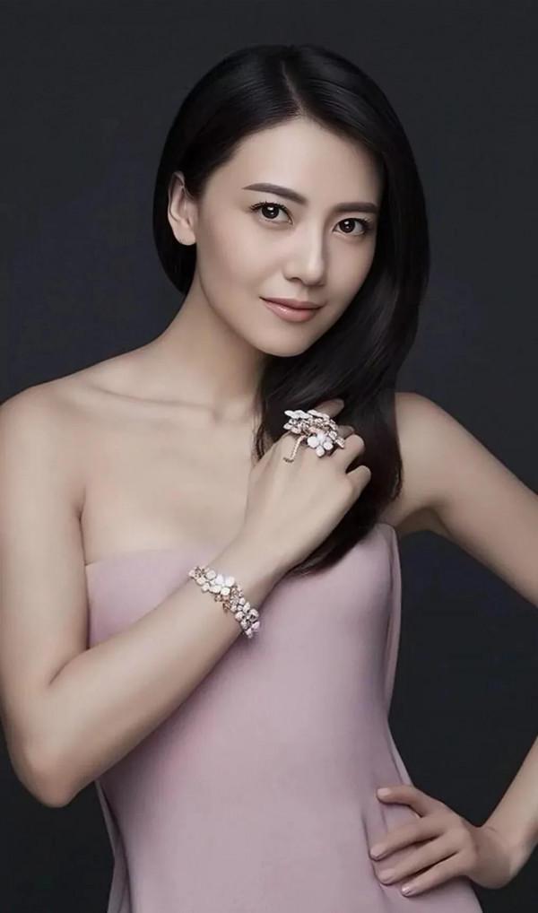 高圓圓 女神明星高畫質美圖桌布