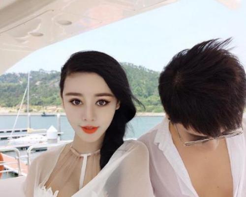 白富美整成范冰冰，勸老公也整成李晨，網友：明星臉難做明星夢