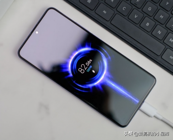 從2699元跌至2199元，12GB+256GB，比紅米Note11Pro+更值得買