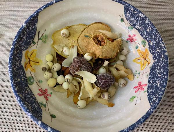 入秋後，不管有錢沒錢，記得多喝“十珍湯”，營養美味防秋燥