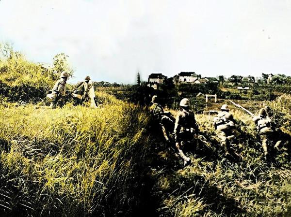 1938年日軍侵略安徽六安的歷史資料,大量的日軍攻入了六安城內 1938年日軍侵略安徽六安的歷史資料,大量的日軍攻入了六安城內