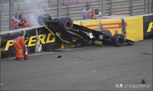 誰是F1最慘的倒黴蛋？細數首圈退賽次數最多的車手 萊科寧上榜