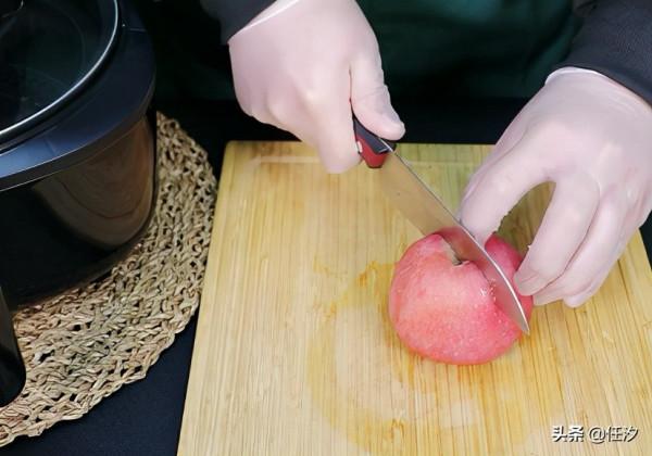 空氣炸鍋烤蘋果片的做法，效果嘎嘣脆，孩子大人都可以吃