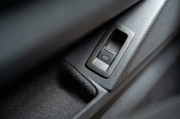 趣玩、通勤都拿手，低里程一手車——大眾 尚酷