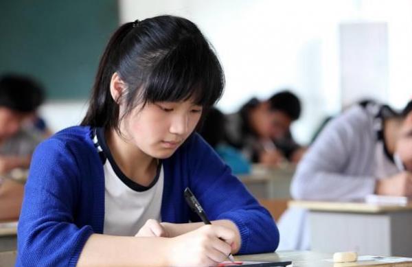 初中成績優異，上高中後成績卻下降，過來人直言這不是智商問題