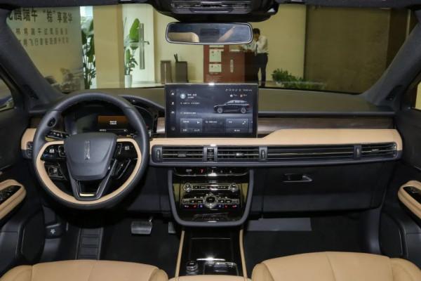 30萬的豪華品牌SUV開出去有面子嗎？