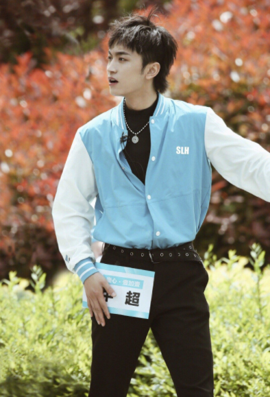 牛超：長相酷似“陳曉”而走紅！能歌善舞還會演戲的“寶藏男孩”