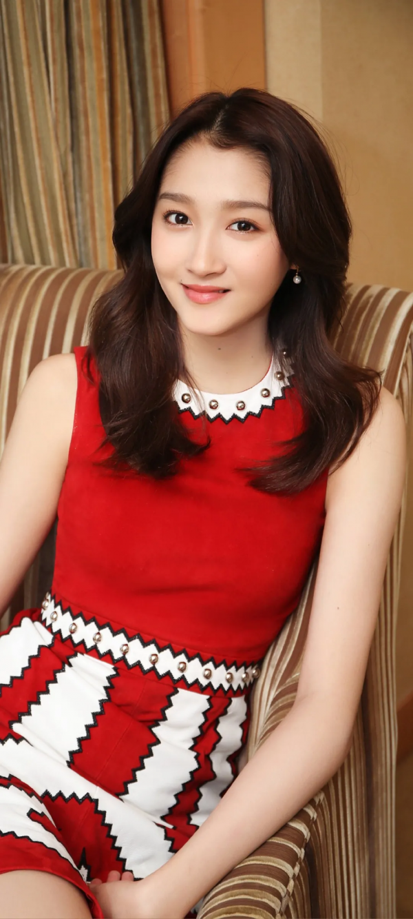 關曉彤桌布 關曉彤桌布