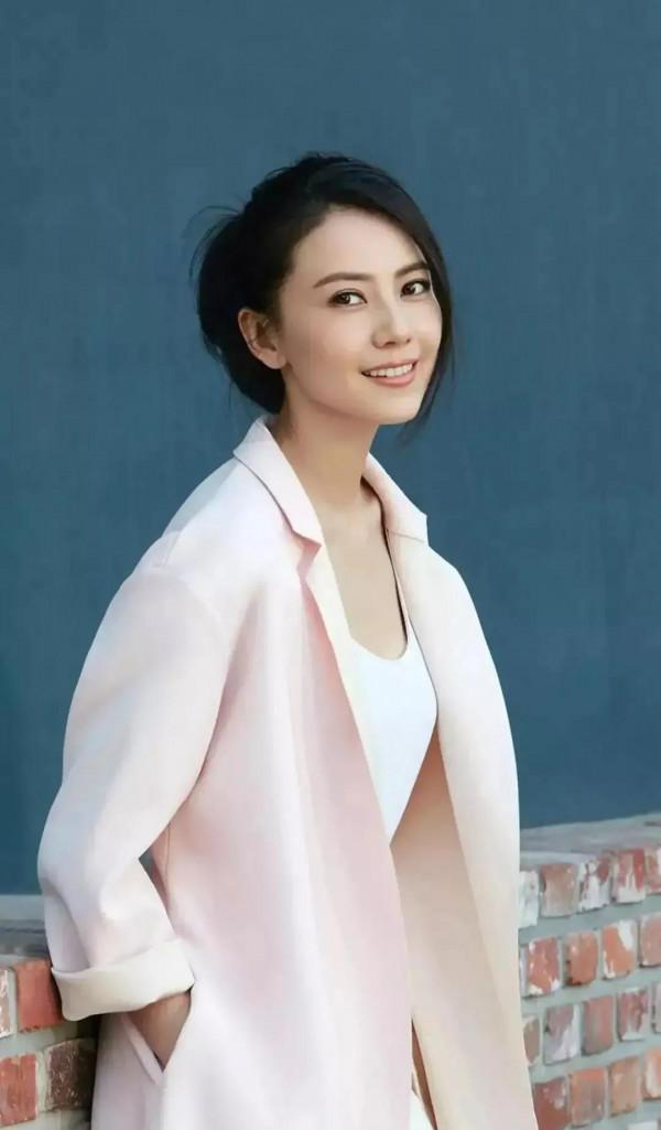 高圓圓的美照,青春永駐,美麗動人 高圓圓的美照,青春永駐,美麗動人