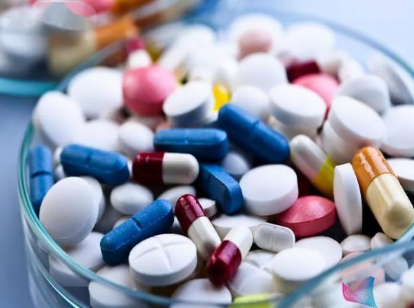 過敏性鼻炎，常用糠酸莫米松鼻噴、孟魯司特、氯雷他定要注意啥？