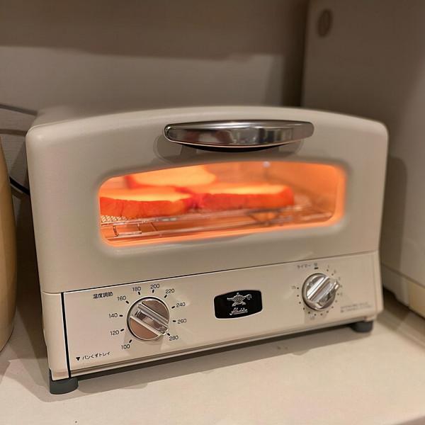 配備8件用具,讓廚房不再雜亂無章,餐桌上變得越來越豐富、熱鬧 配備8件用具,讓廚房不再雜亂無章,餐桌上變得越來越豐富、熱鬧