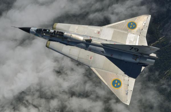 瑞典最強戰鬥機薩博-35,世界首款三角翼戰機,曾出口世界多國 瑞典最強戰鬥機薩博-35,世界首款三角翼戰機,曾出口世界多國