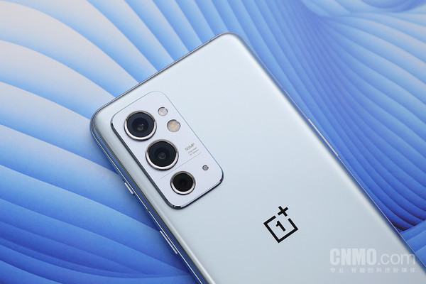 聽說驍龍和安卓更配?這幾款驍龍芯手機最低不到兩千 聽說驍龍和安卓更配?這幾款驍龍芯手機最低不到兩千