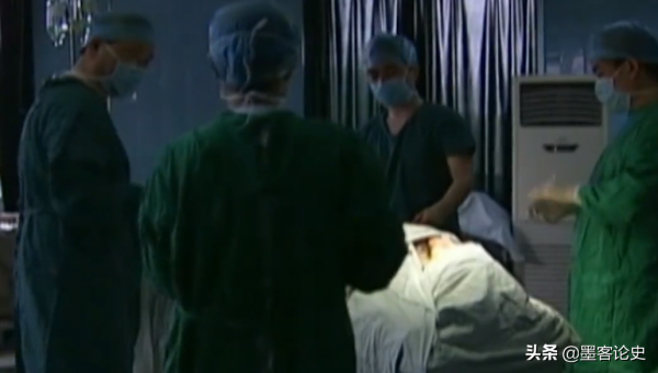 江西8歲女孩患血管瘤，下巴長出長舌狀肉瘤，隨年齡增長垂吊胸前