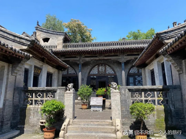 中國最大私人豪宅，歷經300年建成，比故宮大10萬㎡，處處是珍寶