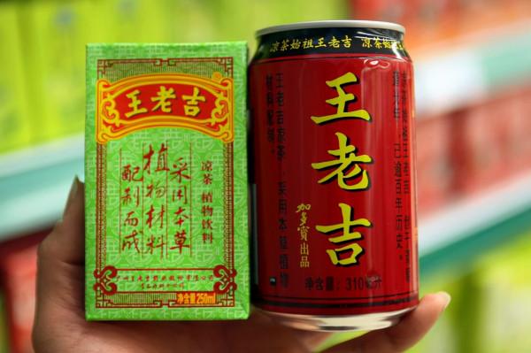 加多寶之父陳鴻道：百億涼茶帝國製造者，也是流亡香港在逃嫌犯