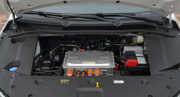 比亞迪秦EV：試駕高續航 尊貴版，冬天實測續航如何？