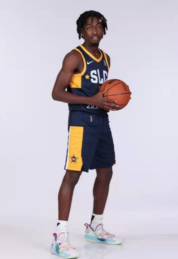 韋德ComplexCon專訪:想和李寧再合作20年30年 韋10代表進化的DNA 韋德ComplexCon專訪:想和李寧再合作20年30年 韋10代表進化的DNA