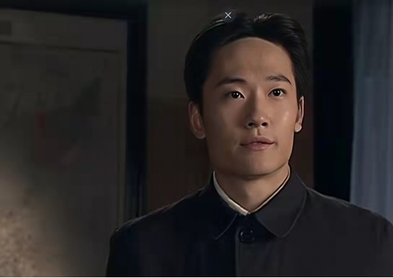 他是張作霖的第四子，是張學良的四弟，他是我海軍院校的奠基者