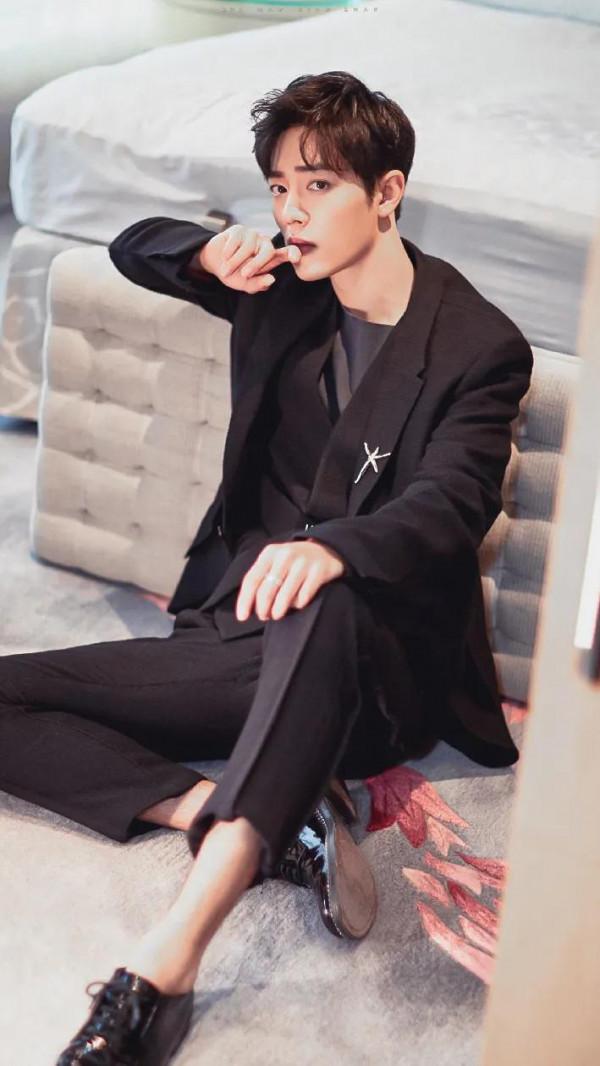 肖戰新代言正式官宣！恭喜肖戰解鎖2021年第27個代言