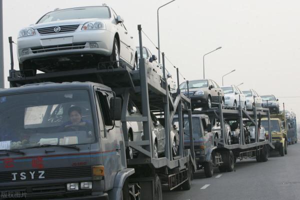 塔吉克增加汽車進口