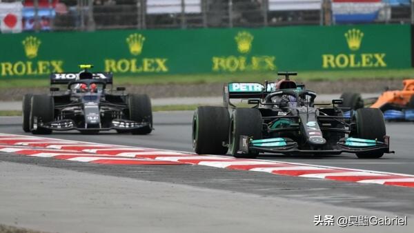 漢密爾頓在土耳其不進站能取得怎樣的成績?最好第四名 最差退賽 漢密爾頓在土耳其不進站能取得怎樣的成績?最好第四名 最差退賽