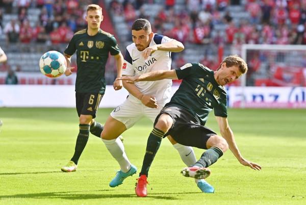 拜仁主場7-0波鴻,快速傳導送對手慘案,主裁判充當老好人無補時 拜仁主場7-0波鴻,快速傳導送對手慘案,主裁判充當老好人無補時