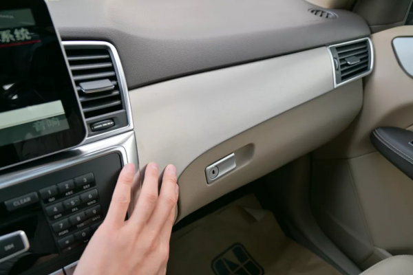 二手賓士ML320：3&period;0T&plus;7AT&plus;全時四驅，豪華SUV鼻祖，均衡之選