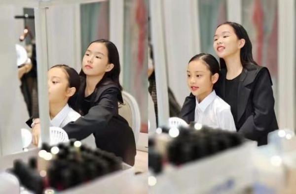 8歲甜馨正式出道“大換臉”!首拍時尚大片,穿皮衣簡直不敢認 8歲甜馨正式出道“大換臉”!首拍時尚大片,穿皮衣簡直不敢認