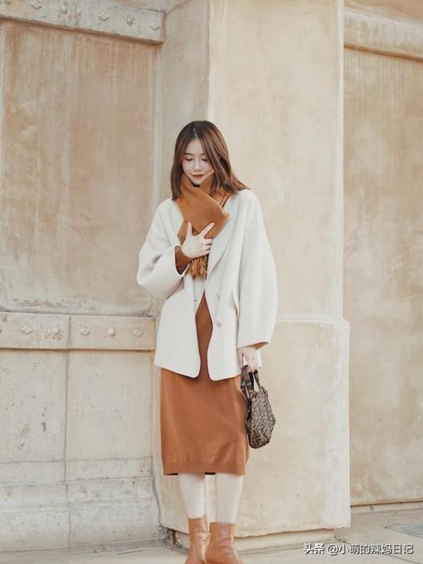 穿連衣裙時，“選對鞋子”才最重要！尤其這4雙，時髦顯高有氣場