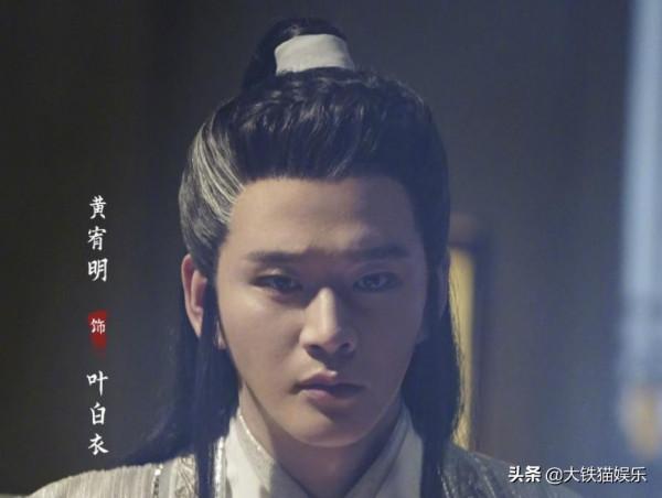 10大“海巖男郎”今昔顏值對比:有人中年成油王,有人改名又變臉 10大“海巖男郎”今昔顏值對比:有人中年成油王,有人改名又變臉