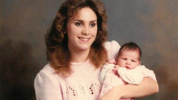 三十年前美國母親為保護女兒慘死家中，如今能否沉冤得雪？