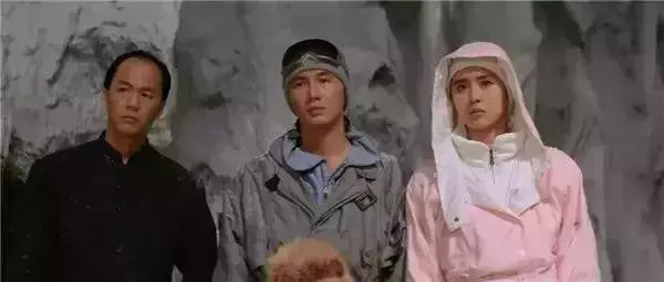 能在顏值和演技上勝過王祖賢、舒淇、胡慧中飾演的白素唯有陽光 能在顏值和演技上勝過王祖賢、舒淇、胡慧中飾演的白素唯有陽光