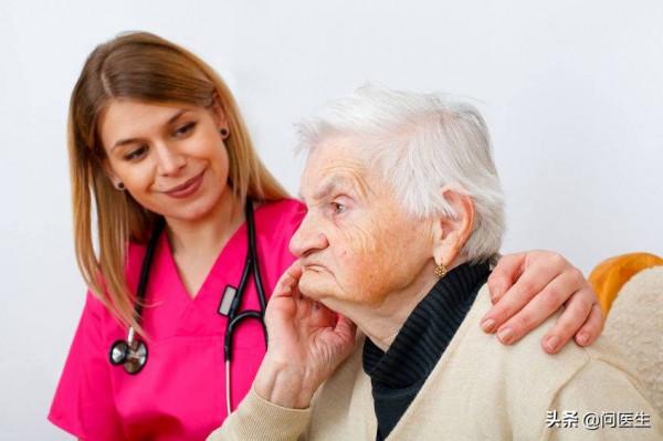 中老年人補充葉酸好處多，預防腦卒中、老年痴呆，趕緊吃起來