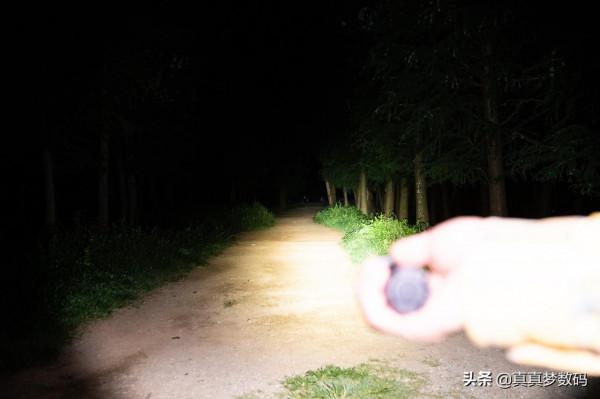 2021強光手電選購經驗 篇一:盤點我的高性價比強光手電筒 2021強光手電選購經驗 篇一:盤點我的高性價比強光手電筒