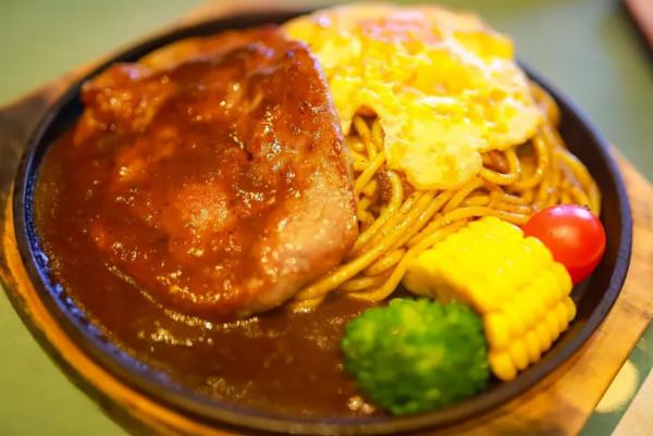 部隊食堂有了點餐服務，必須贊