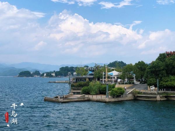 開著探嶽想去哪裡就去哪裡 開著探嶽想去哪裡就去哪裡