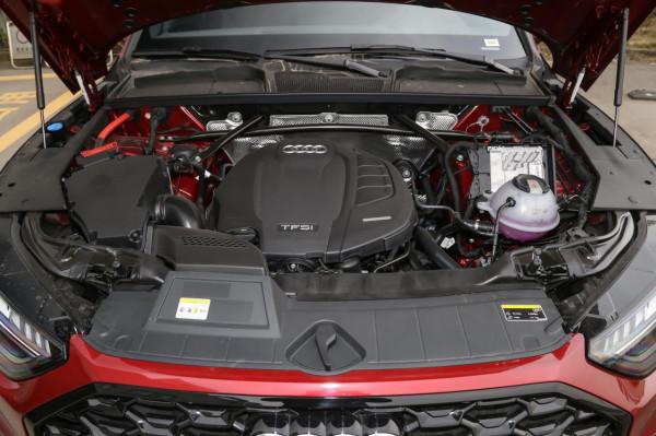 新車|新增RS套件燃速版車型,2022款奧迪Q5 Sportback開啟預售 新車|新增RS套件燃速版車型,2022款奧迪Q5 Sportback開啟預售