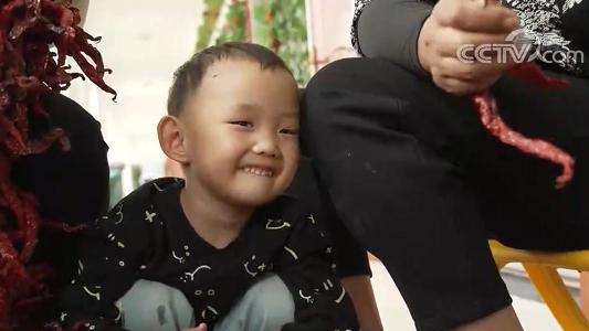 在平均海拔4500米的雪域高原上,他們的日子一天比一天紅火 在平均海拔4500米的雪域高原上,他們的日子一天比一天紅火