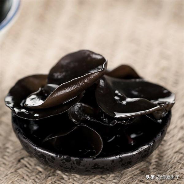 冬至到:記得吃“3白、3黑,少食3樣”老傳統別忘,寓意安康順當 冬至到:記得吃“3白、3黑,少食3樣”老傳統別忘,寓意安康順當