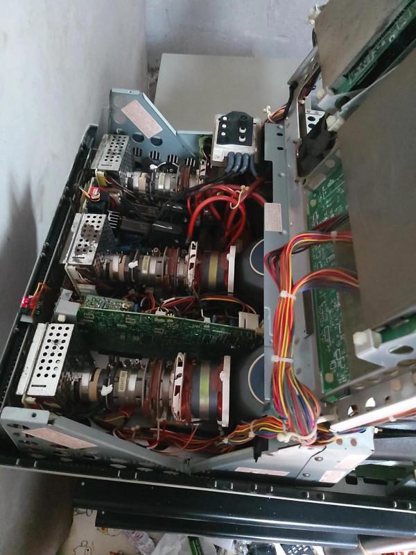 三槍投影機 三槍投影機