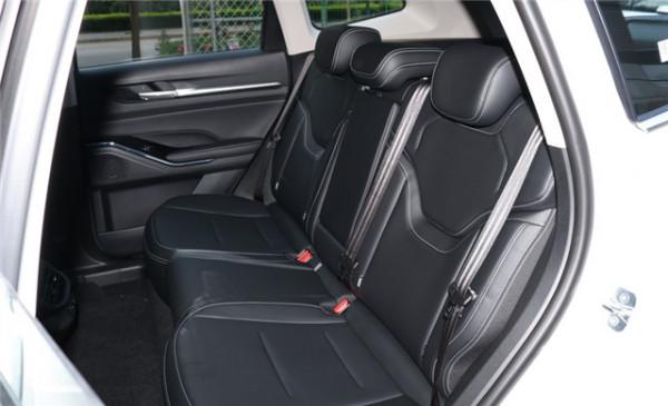 第三代哈弗H6配置豐富，空間寬敞，配1.5T和2.0T，值得入手嗎？