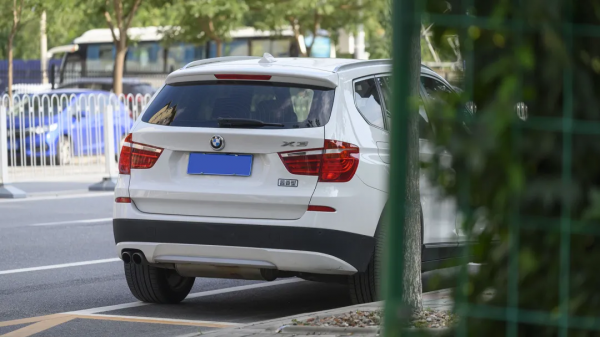 17萬左右買二手寶馬X3，享受300匹的快樂