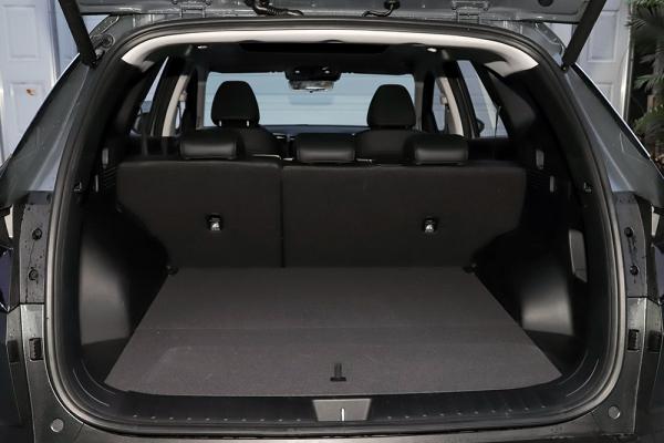 【幫你選車】二十萬級新潮SUV 第五代途勝L能否挑戰“顏王”地位？