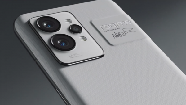 買對不買貴，2022年這三款手機最值得購買，價效比超高絕對不吃虧