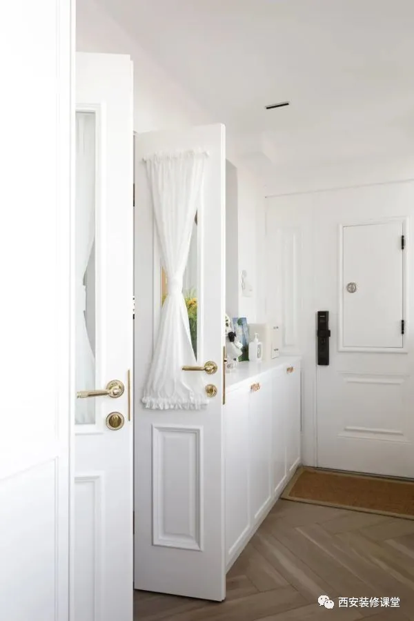 60㎡一室一廳法式小宅，兩人的浪漫家